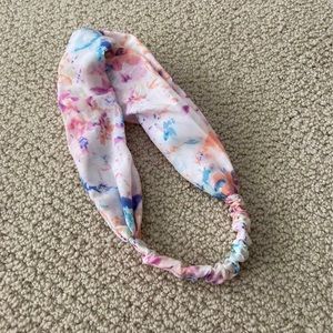 American Eagle Floral Hair Band Criss Cross Elastic Tie Dye Accessory NWOT